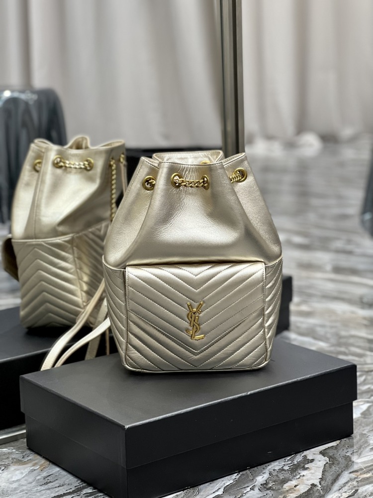 YSL V-grain sheepskin shoulder bag boutique