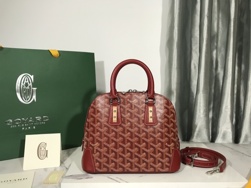 Goya shell bag boutique