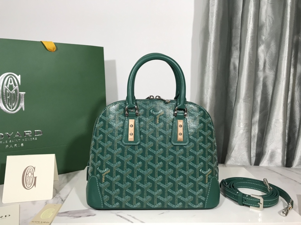 Goya shell bag boutique