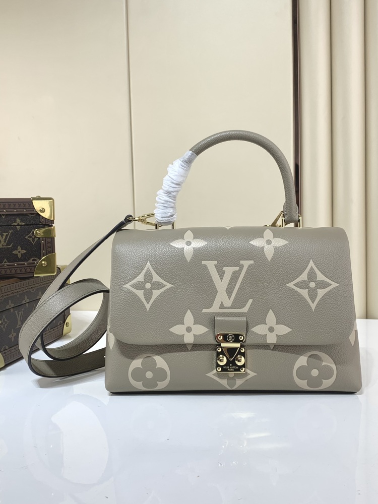 Louis Vuitton MADELEINE  mirror boutique