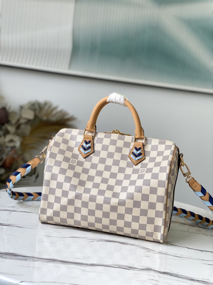 Louis Vuitton SPEEDY BANDOULIÈRE 30 mirror boutique