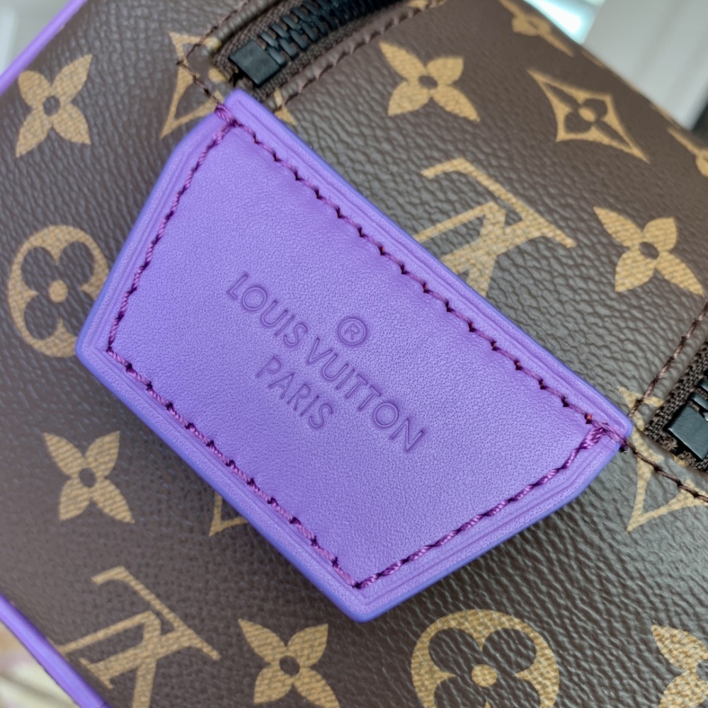 Louis Vuitton Dopp Kit  Mirror boutique