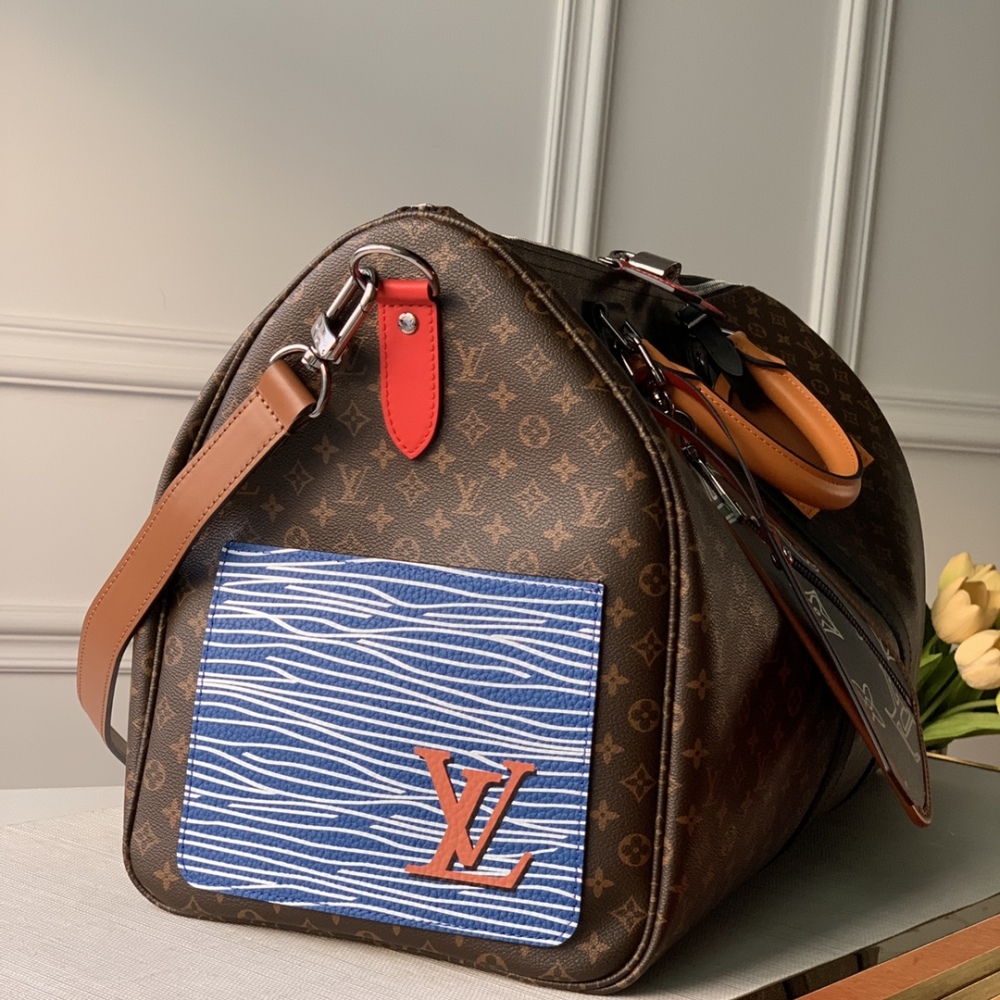 Louis Vuitton KEEPALL BANDOULIERE  Mirror boutique