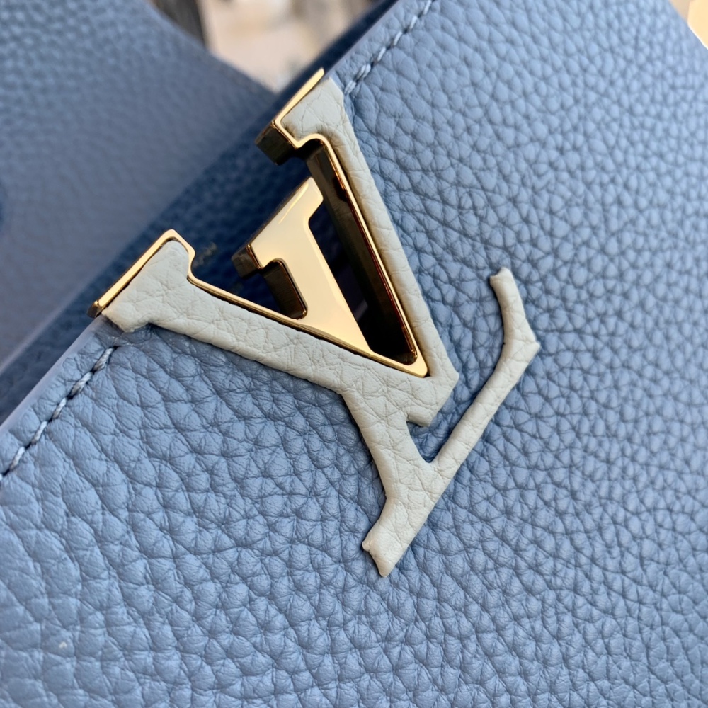 Louis Vuitton Capucines BB  Mirror boutique