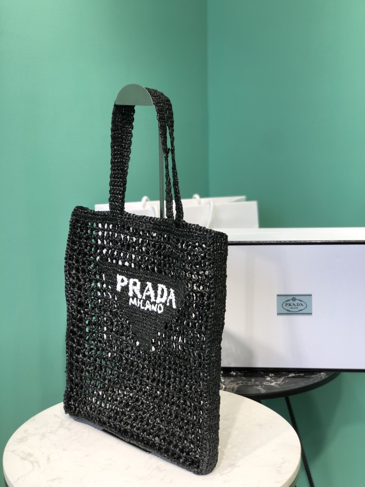 Prada tote Mirror Boutique