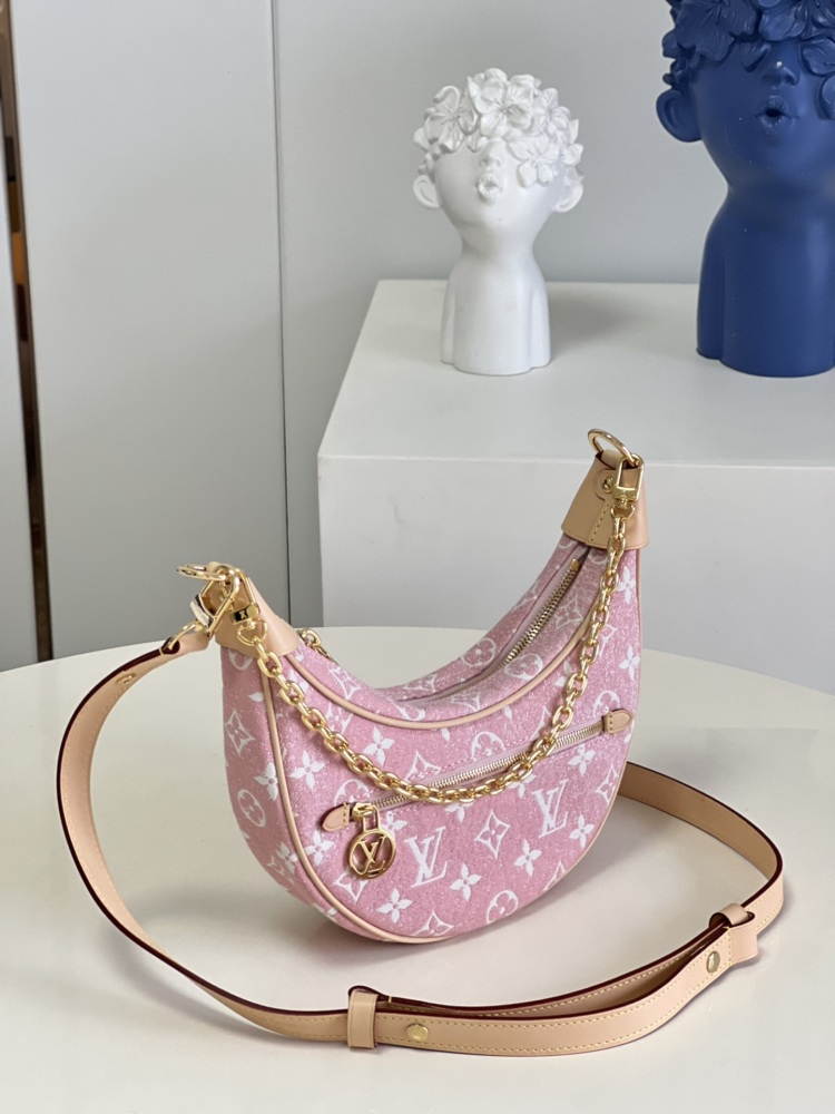 Louis Vuitton Loop mirror boutique