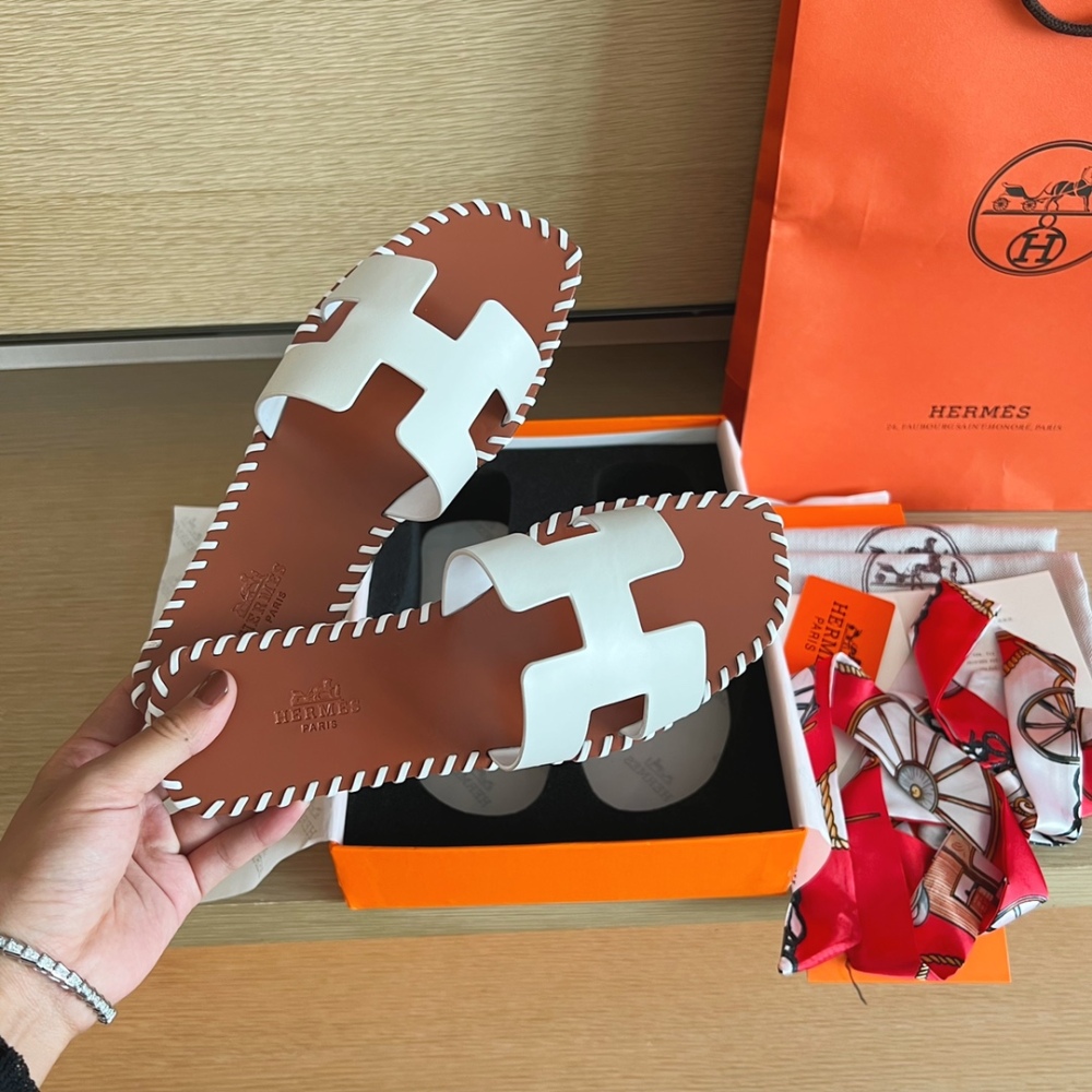 Hermes Slippers