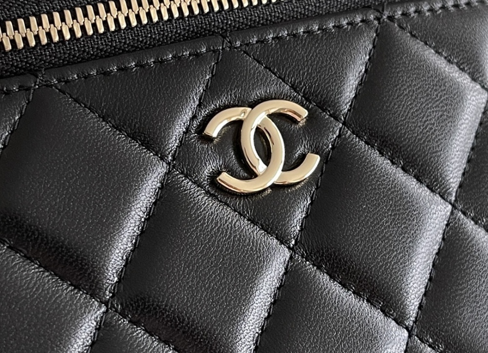 Chanel 22s Box Mirror Boutique