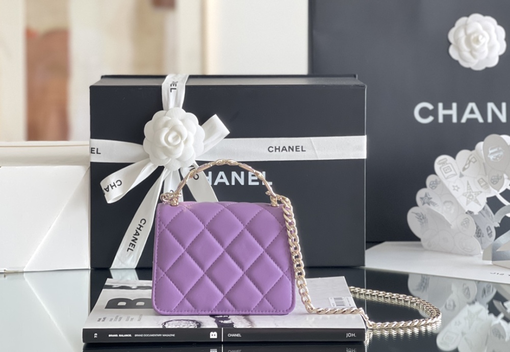Chanel 22s mini wallet Mirror Boutique