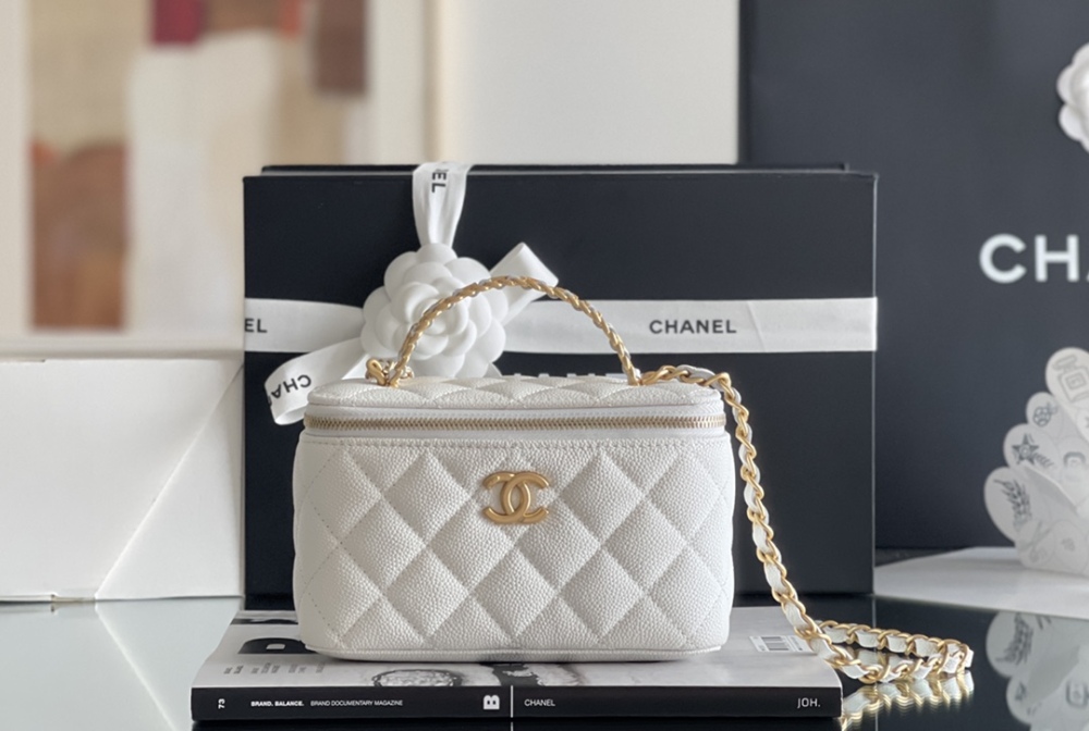 Chanel 22s Box Mirror Boutique