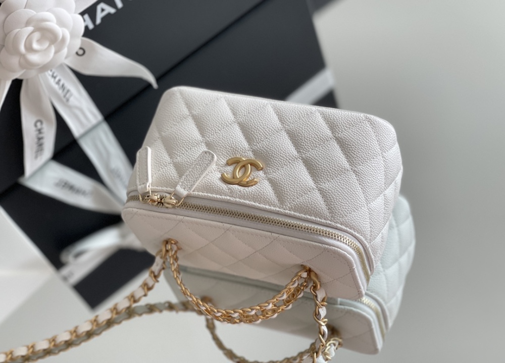 Chanel 22s Box Mirror Boutique