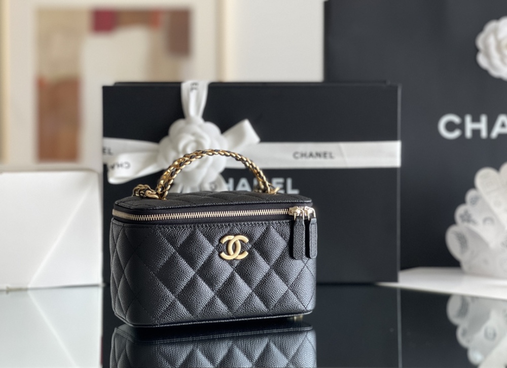 Chanel 22s Box Mirror Boutique