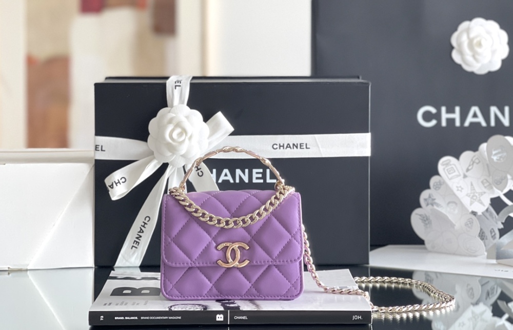 Chanel 22s mini wallet Mirror Boutique