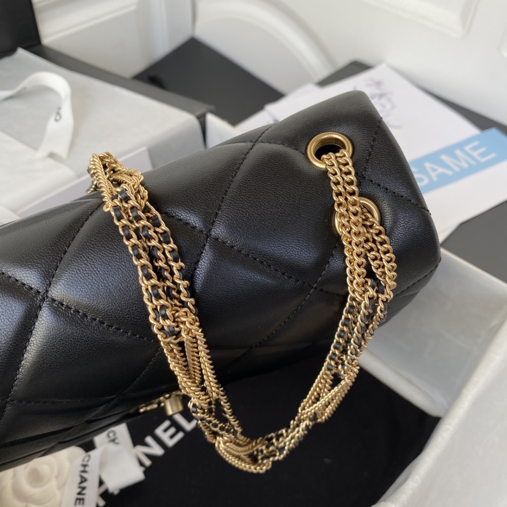 Chanel 22A AS3387 flap bag Mirror Boutique
