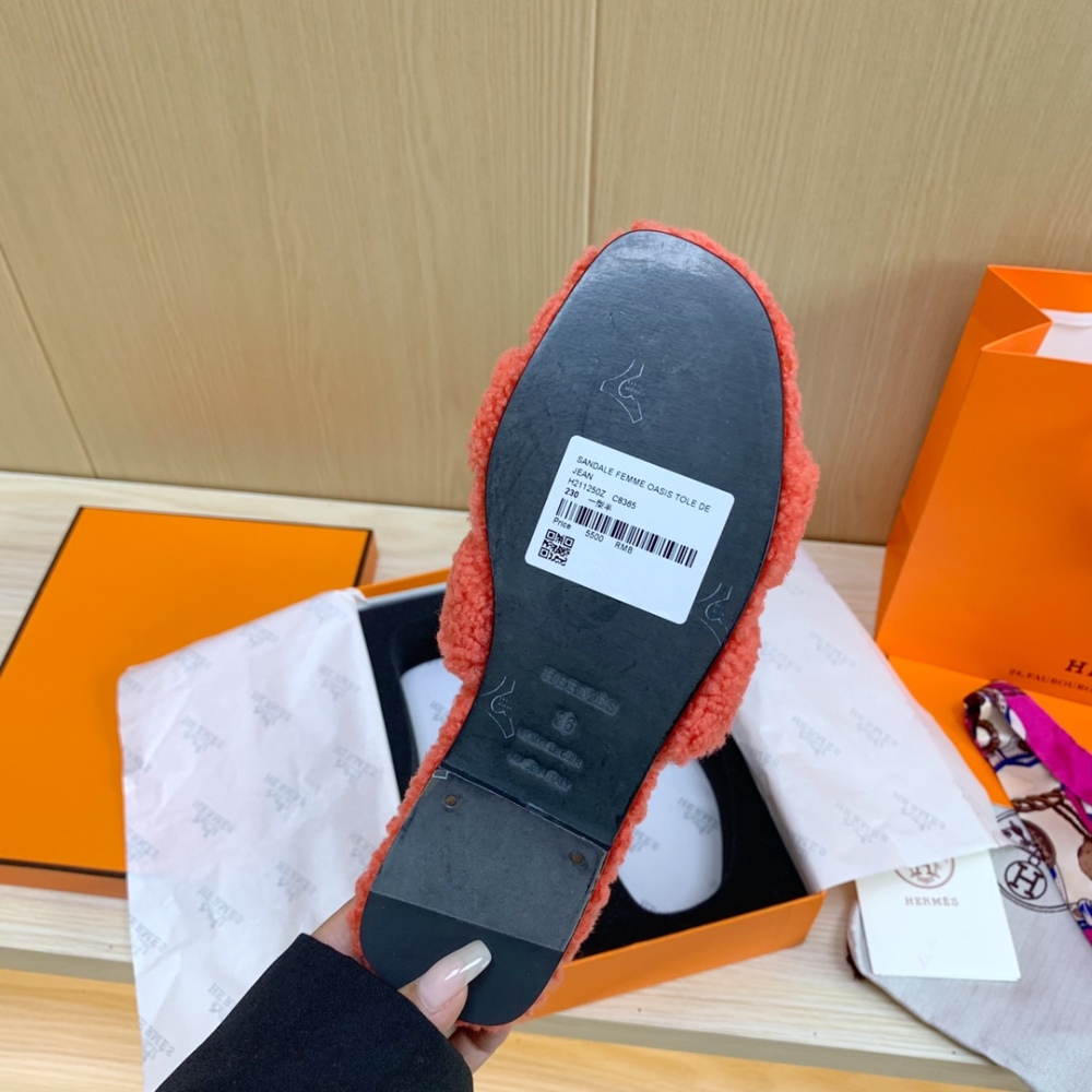 Hermes Slippers