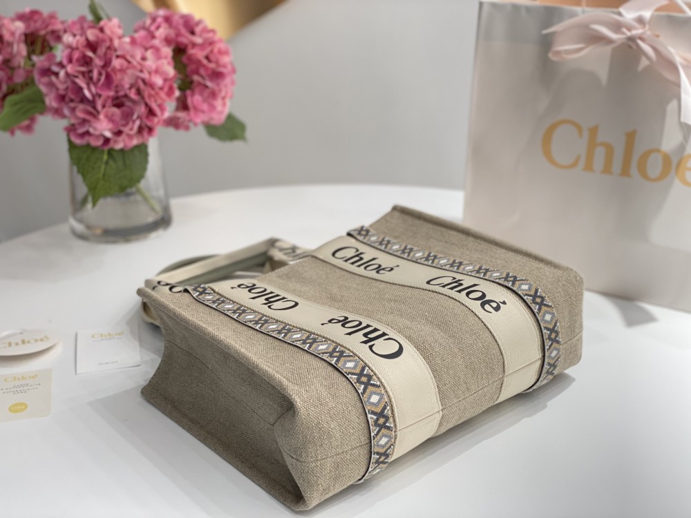 Chloe Canvas WoodyTote GM Mirror Boutique
