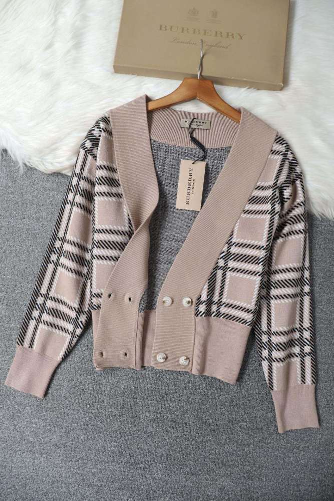 Burberry suit