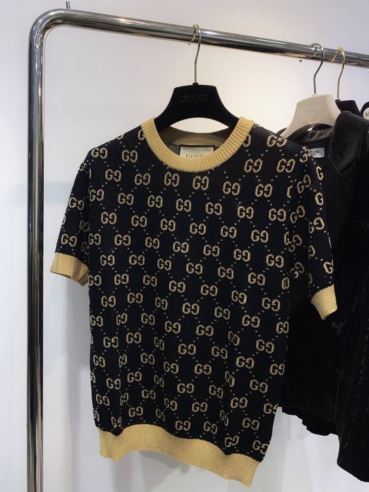 Gucci knitting