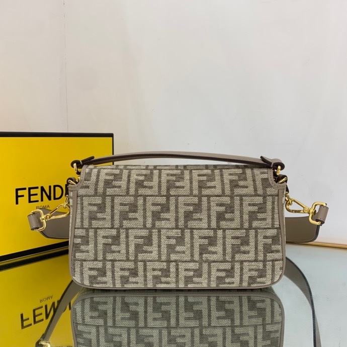 Fendi Baguette 26cm Mirror Boutique