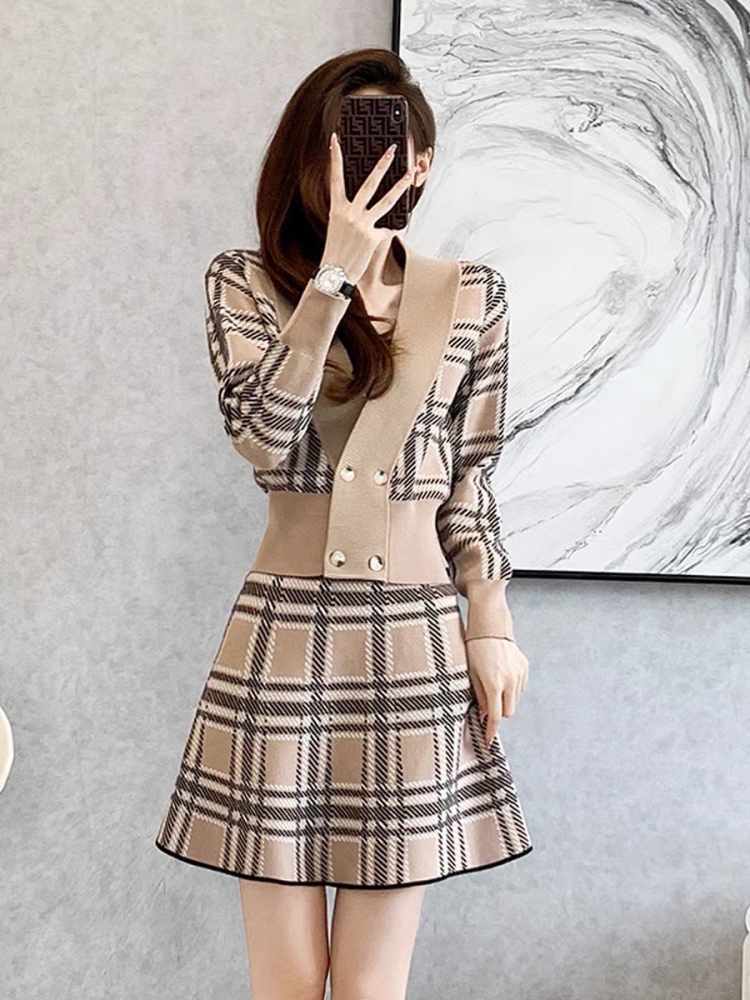 Burberry suit