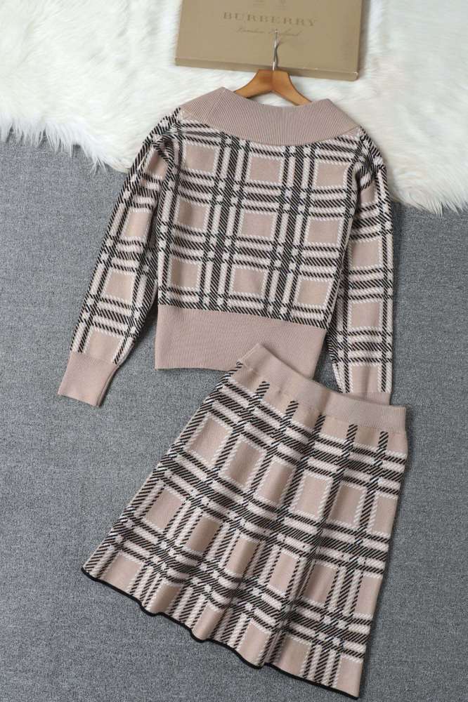 Burberry suit