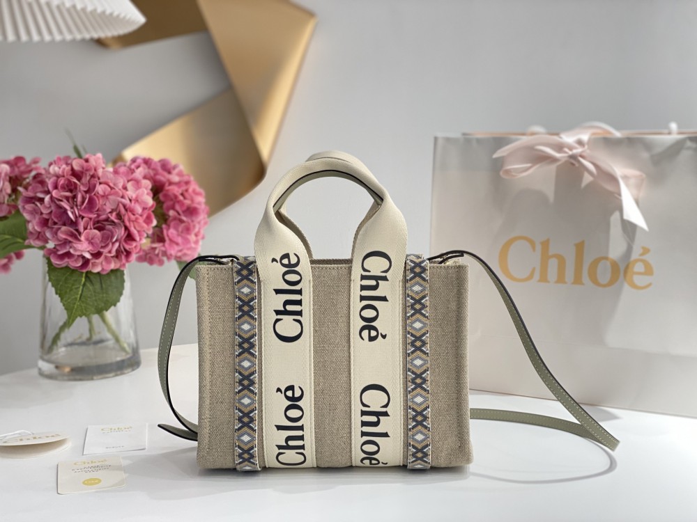 Chloe Canvas WoodyTote GM Mirror Boutique
