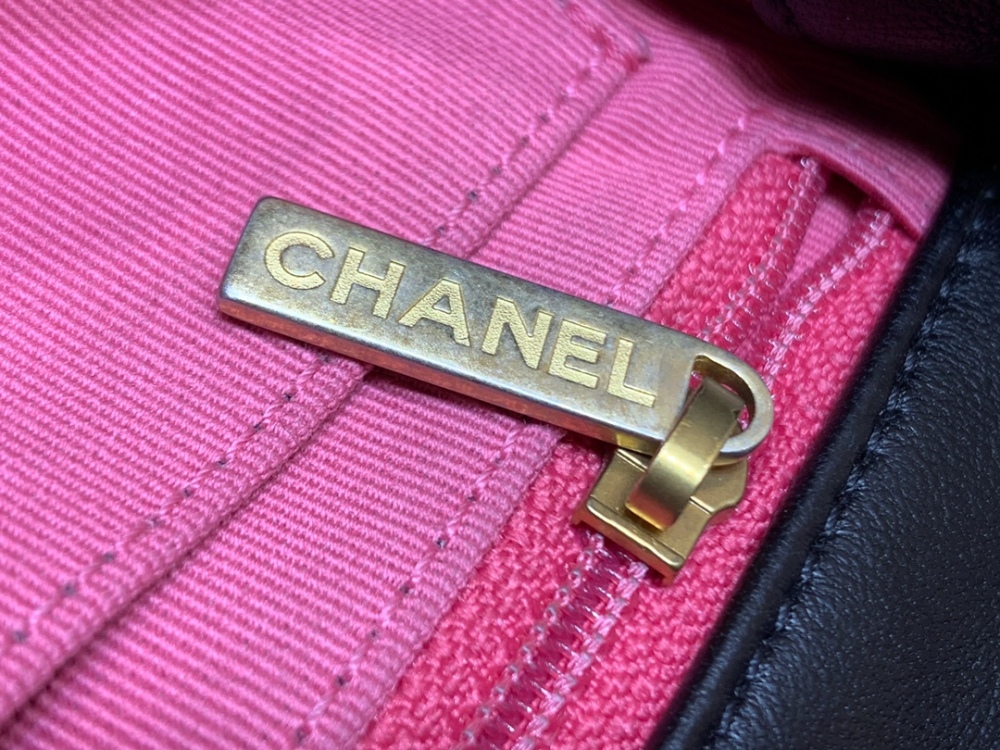 Chanel Classic flap bag Mirror Boutique