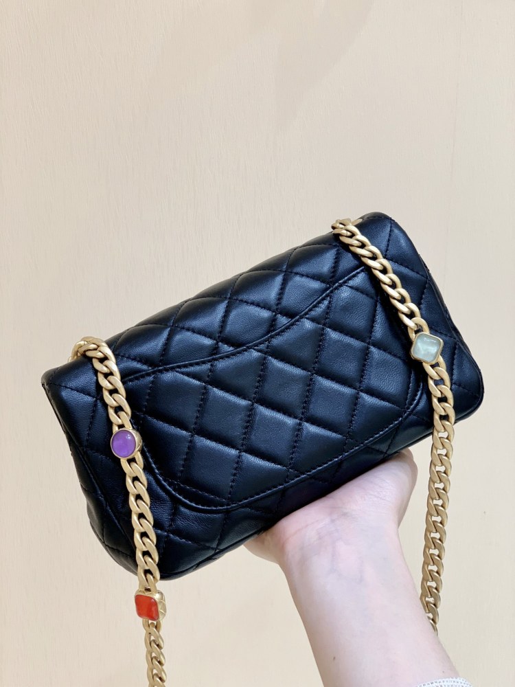 Chanel Classic flap bag Mirror Boutique
