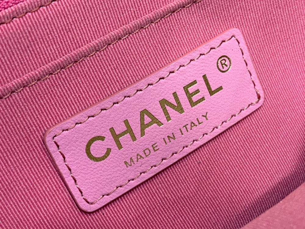 Chanel Classic flap bag Mirror Boutique