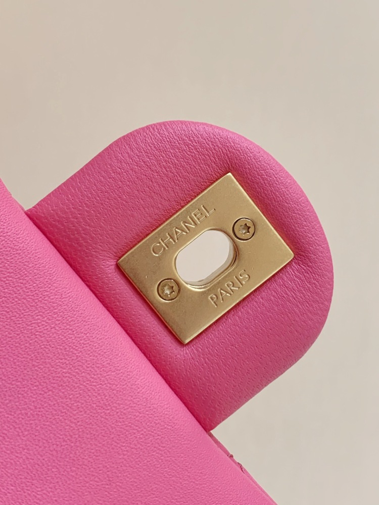 Chanel Classic flap bag Mirror Boutique