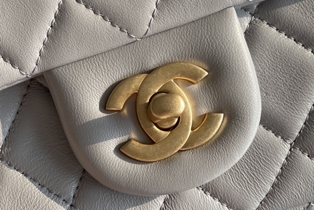 Chanel CF  flap bag Mirror Boutique