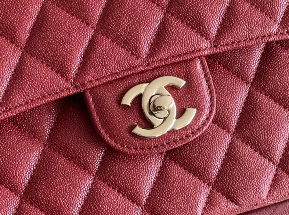 Chanel 𝘾𝙡𝙖𝙨𝙨𝙞𝙘 𝙁𝙡𝙖𝙥 bag MM 23cm Mirror Boutique
