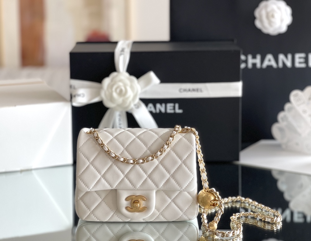 Chanel CF  flap bag Mirror Boutique