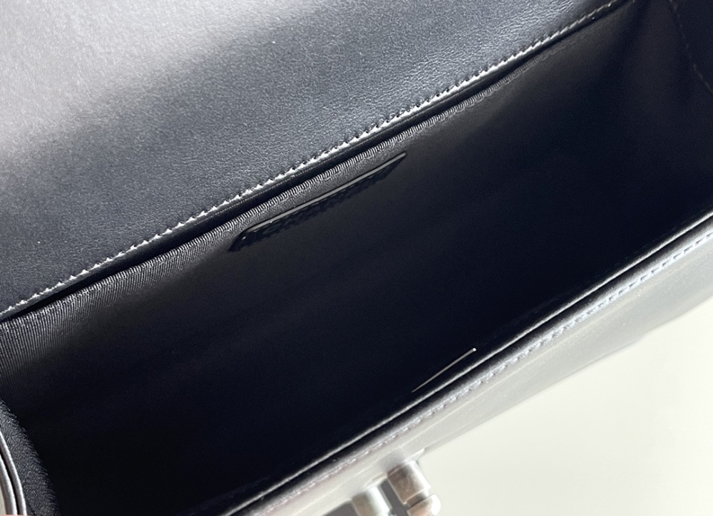 Chanel Leboy MM 25cm Mirror Boutique