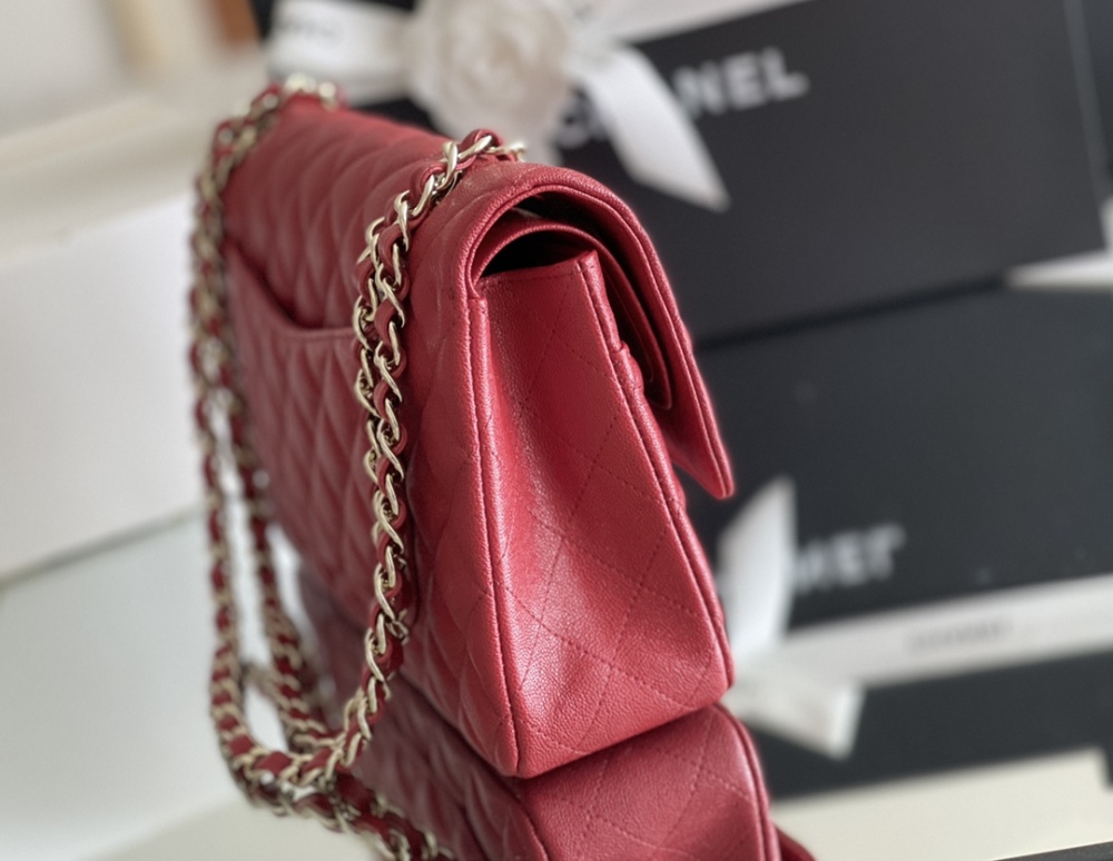 Chanel 𝘾𝙡𝙖𝙨𝙨𝙞𝙘 𝙁𝙡𝙖𝙥 bag MM 25cm Mirror Boutique