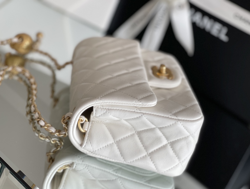 Chanel CF  flap bag Mirror Boutique