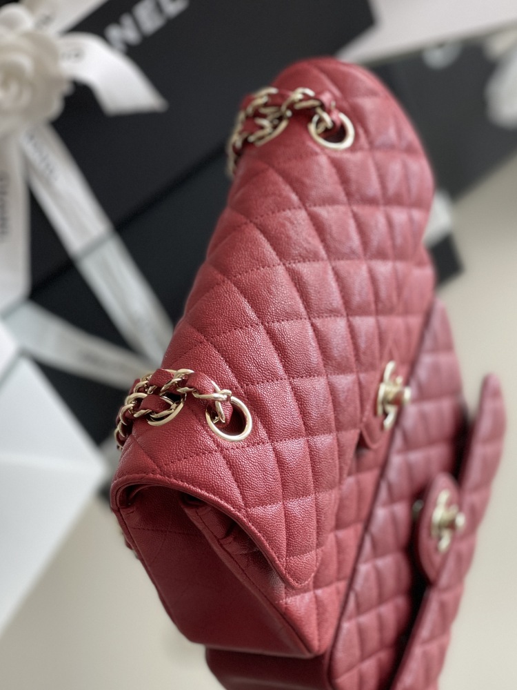 Chanel 𝘾𝙡𝙖𝙨𝙨𝙞𝙘 𝙁𝙡𝙖𝙥 bag MM 23cm Mirror Boutique