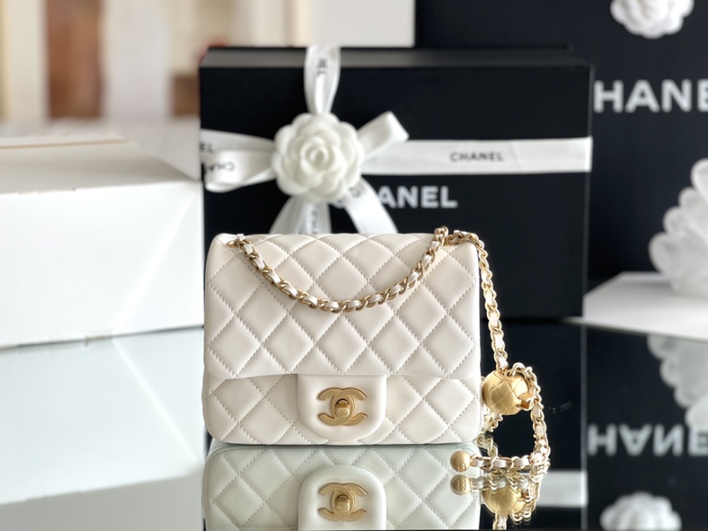 Chanel CF  flap bag Mirror Boutique