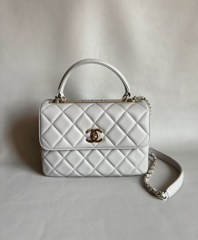 Chanel Trendy CC 22B Mirror Boutique