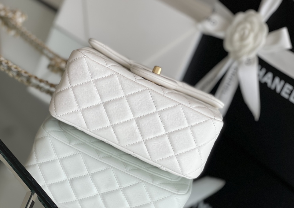 Chanel CF  flap bag Mirror Boutique