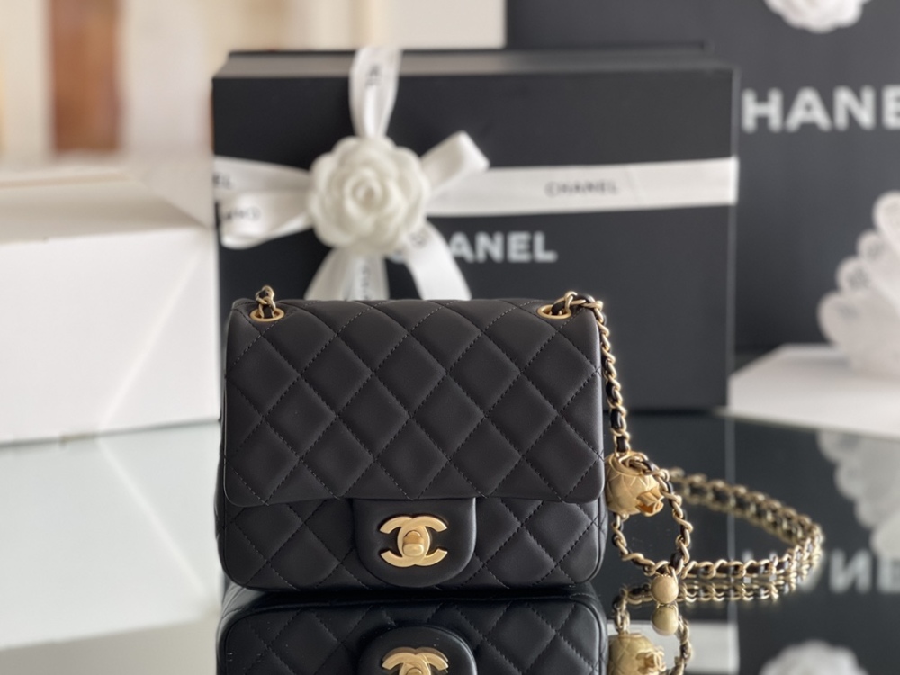 Chanel CF  flap bag Mirror Boutique