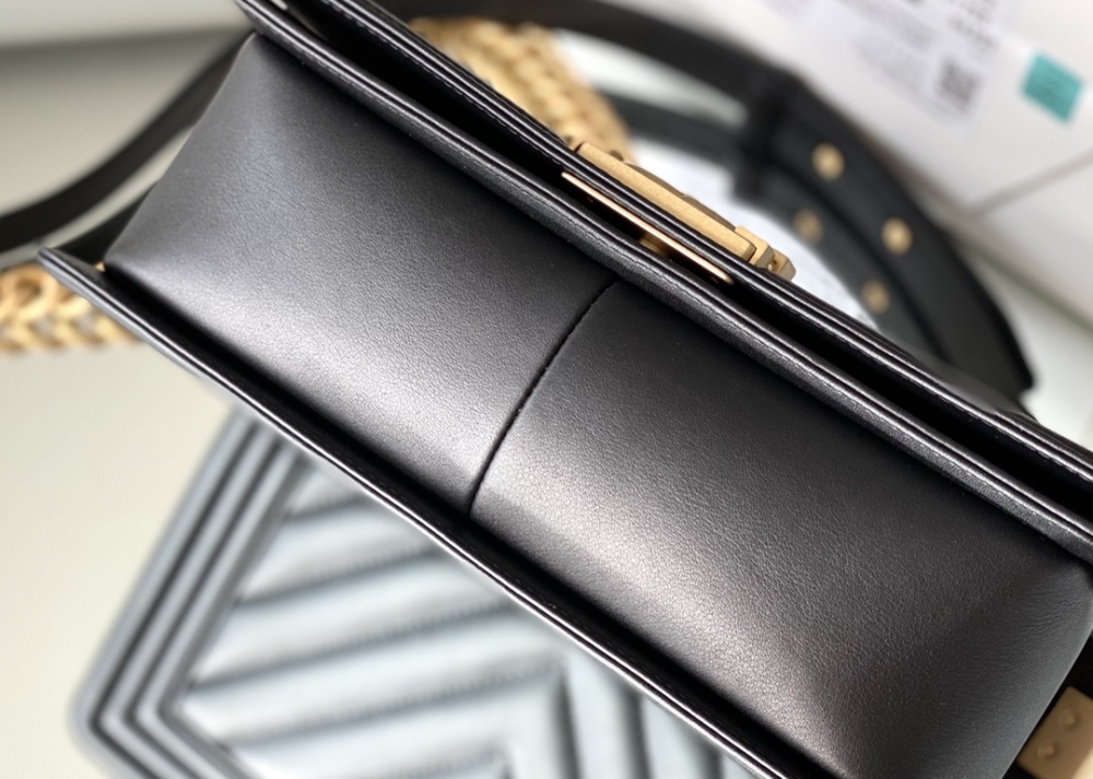 Chanel Leboy MM 25cm Mirror Boutique