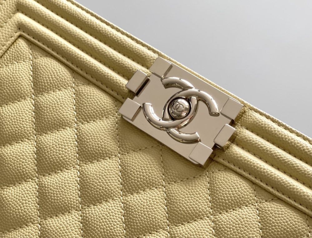 Chanel Leboy MM 25cm Mirror Boutique