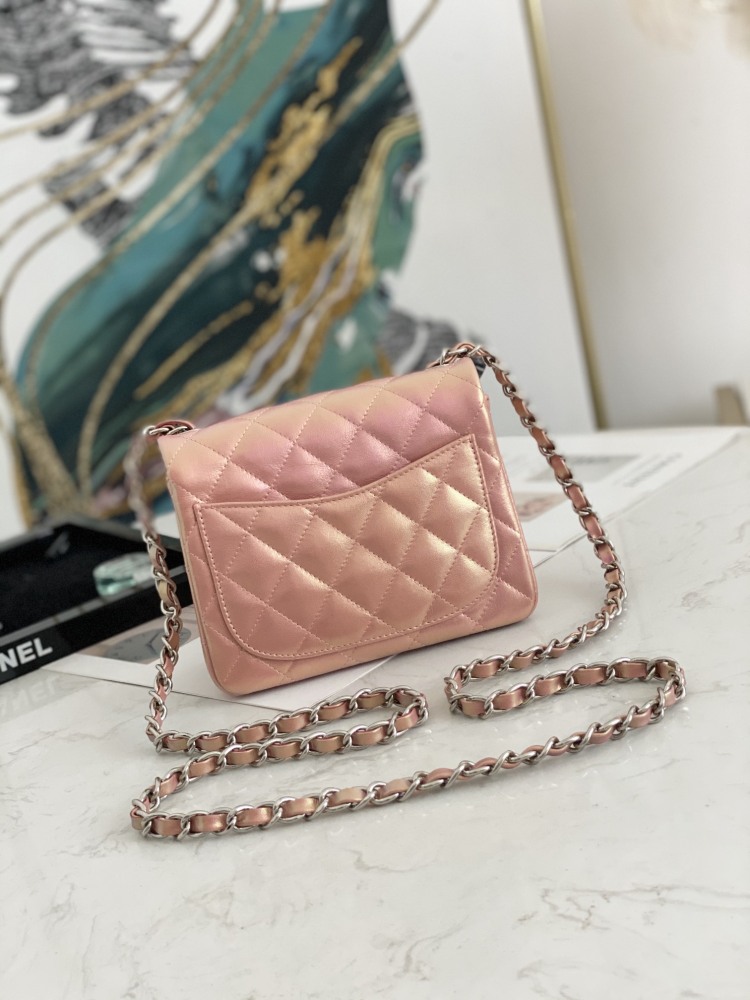 Chanel Fatty Fang  Pearlescent Mirror Boutique