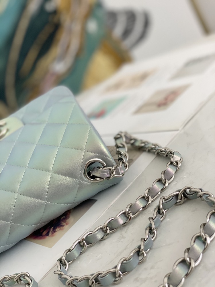 Chanel Fatty Fang  Pearlescent Mirror Boutique