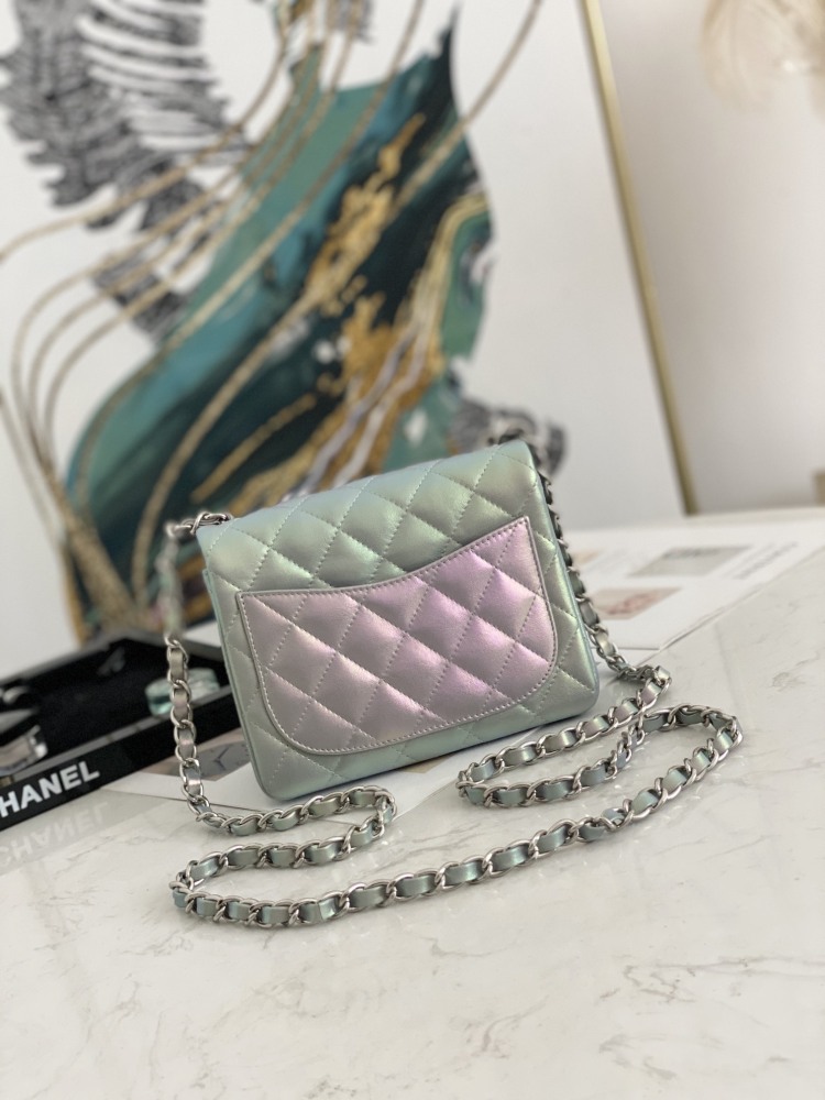 Chanel Fatty Fang  Pearlescent Mirror Boutique