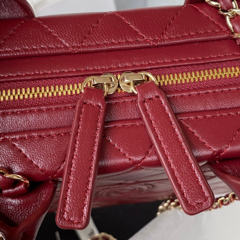 Chanel vanity box 22B Mirror Boutique
