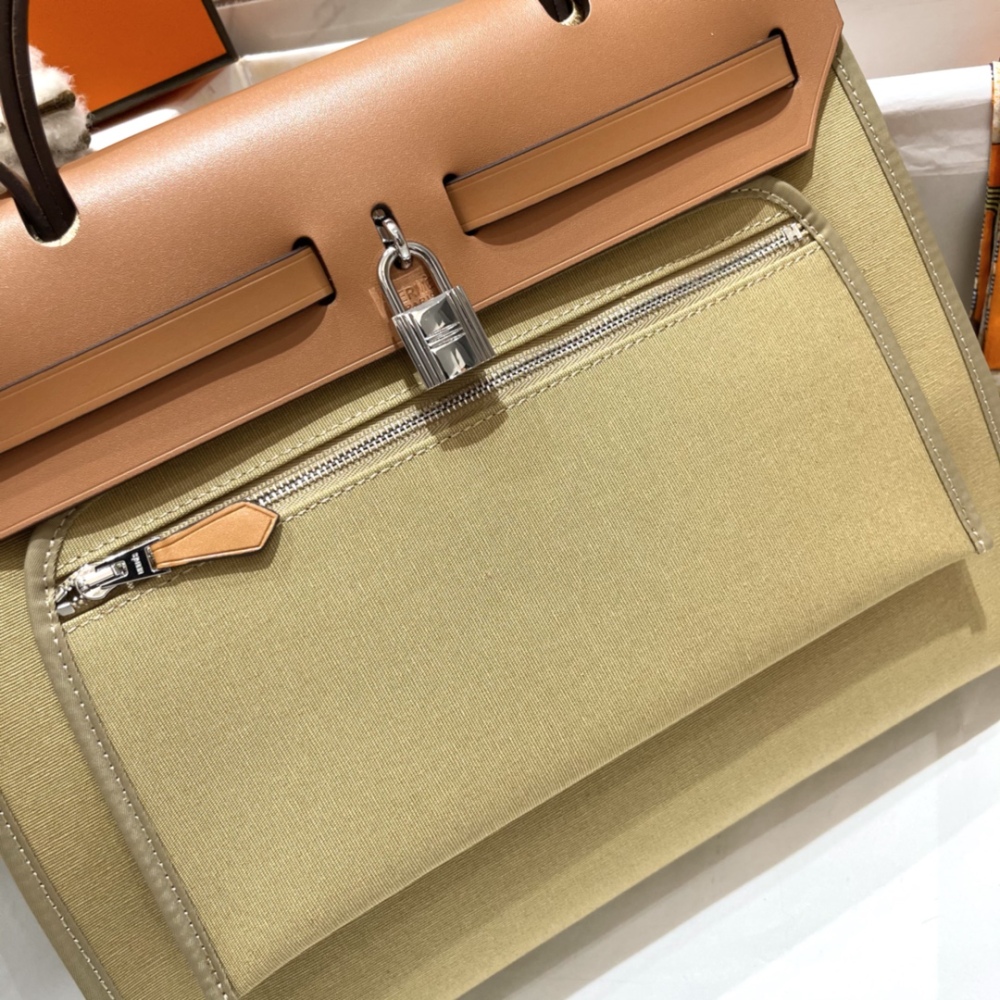 Hermès Bespoke HERBAG Pegasus 31cm Handmade Mirror Boutique