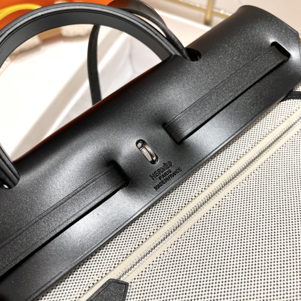 Hermès Bespoke HERBAG Pegasus 31cm Handmade Mirror Boutique