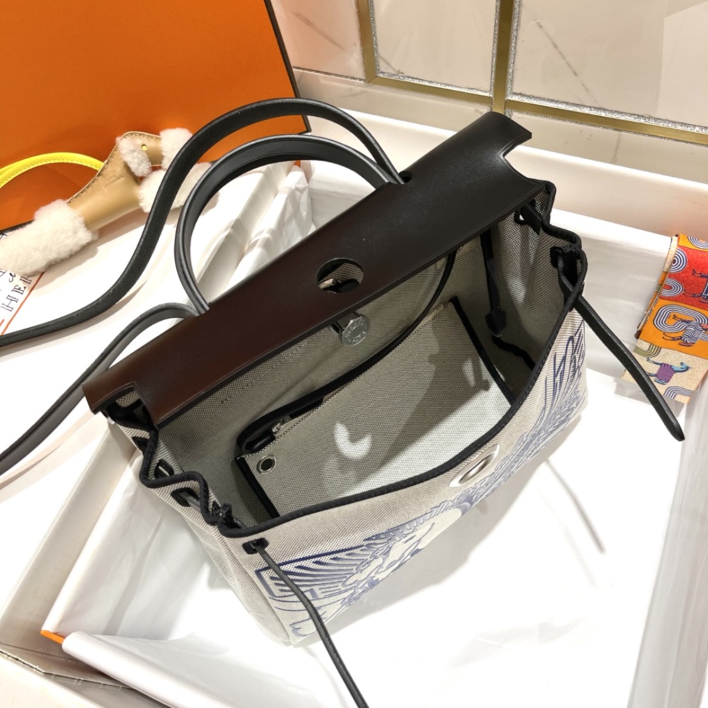 Hermès Bespoke HERBAG Pegasus 31cm Handmade Mirror Boutique